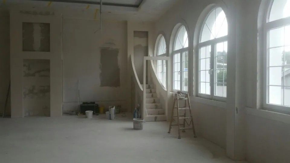 Zimmer während Renovierungsarbeiten